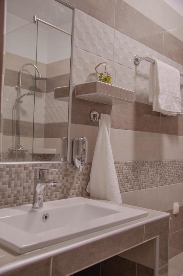 Oros House Apartmanhaz Orosháza Εξωτερικό φωτογραφία
