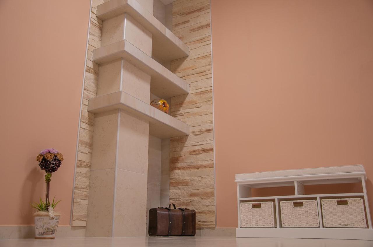 Oros House Apartmanhaz Orosháza Εξωτερικό φωτογραφία
