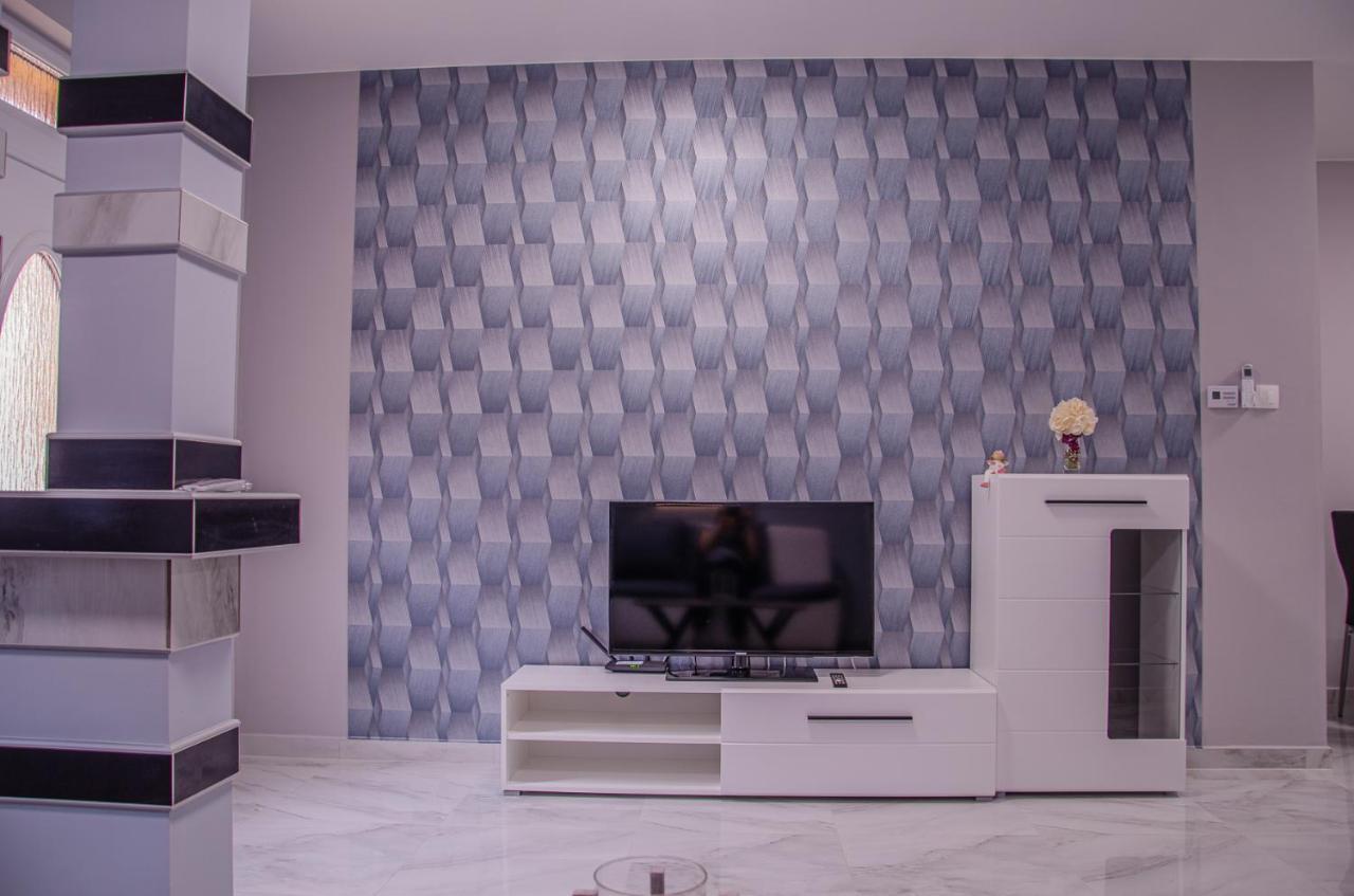 Oros House Apartmanhaz Orosháza Εξωτερικό φωτογραφία