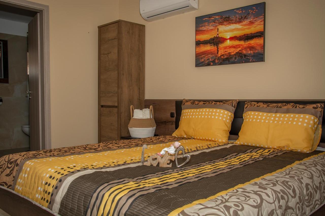Oros House Apartmanhaz Orosháza Εξωτερικό φωτογραφία