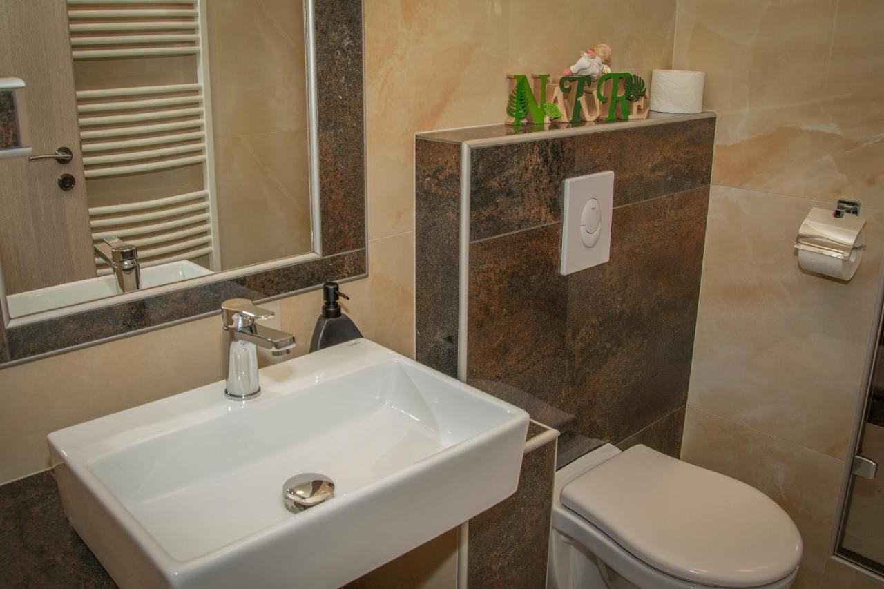 Oros House Apartmanhaz Orosháza Εξωτερικό φωτογραφία