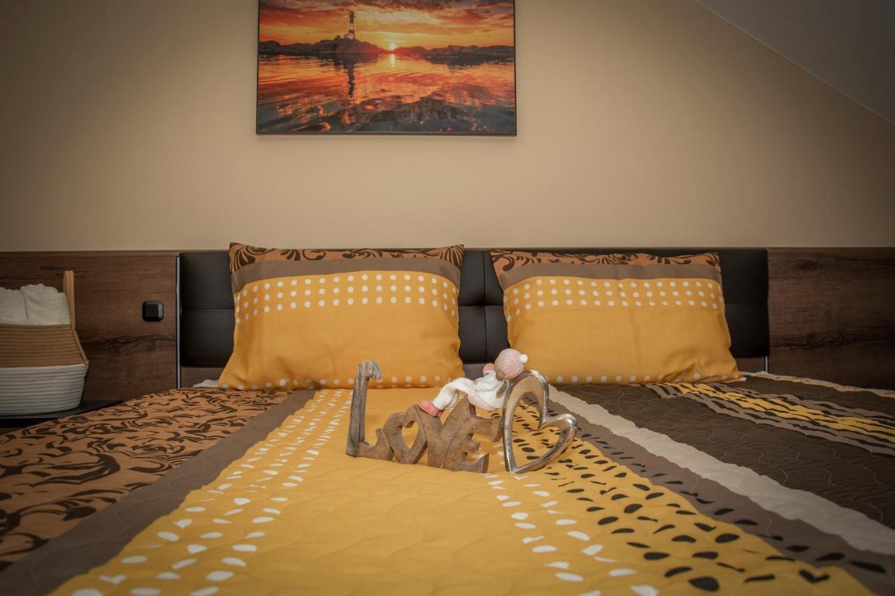 Oros House Apartmanhaz Orosháza Εξωτερικό φωτογραφία