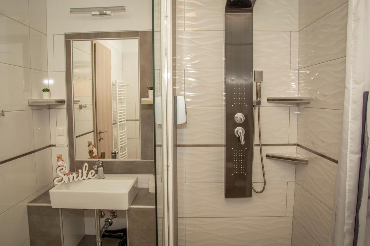 Oros House Apartmanhaz Orosháza Εξωτερικό φωτογραφία